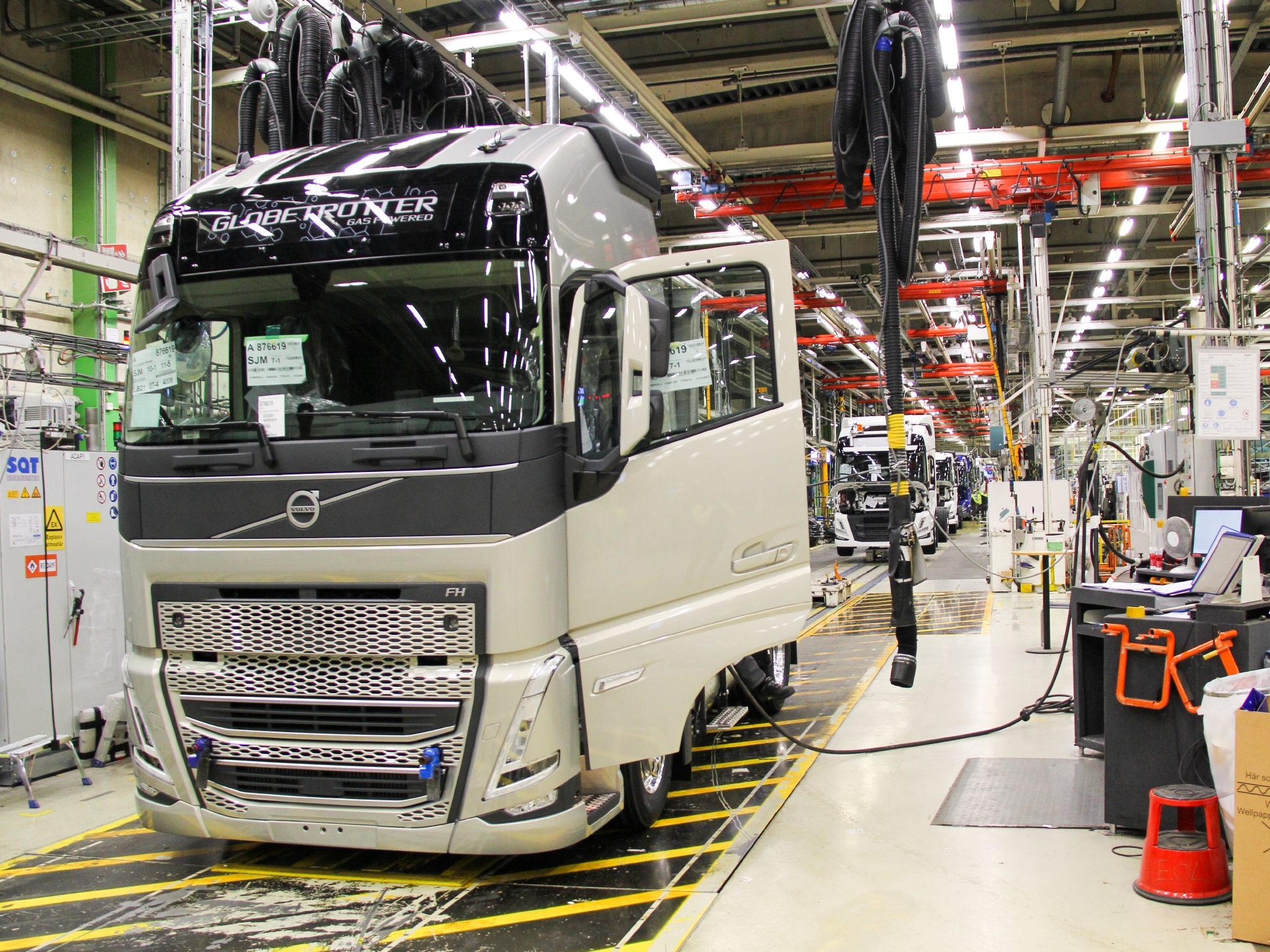 Volvo Trucks new generation of heavy-duty truck models have entered serial production at the CO2 neutral Tuve plant in Gothenburg, Sweden.